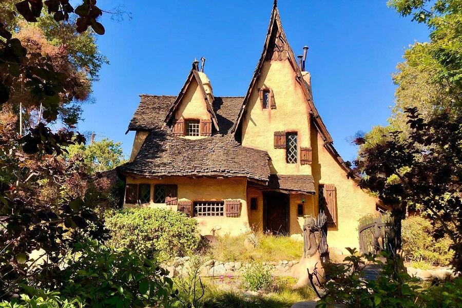 The Witch's House